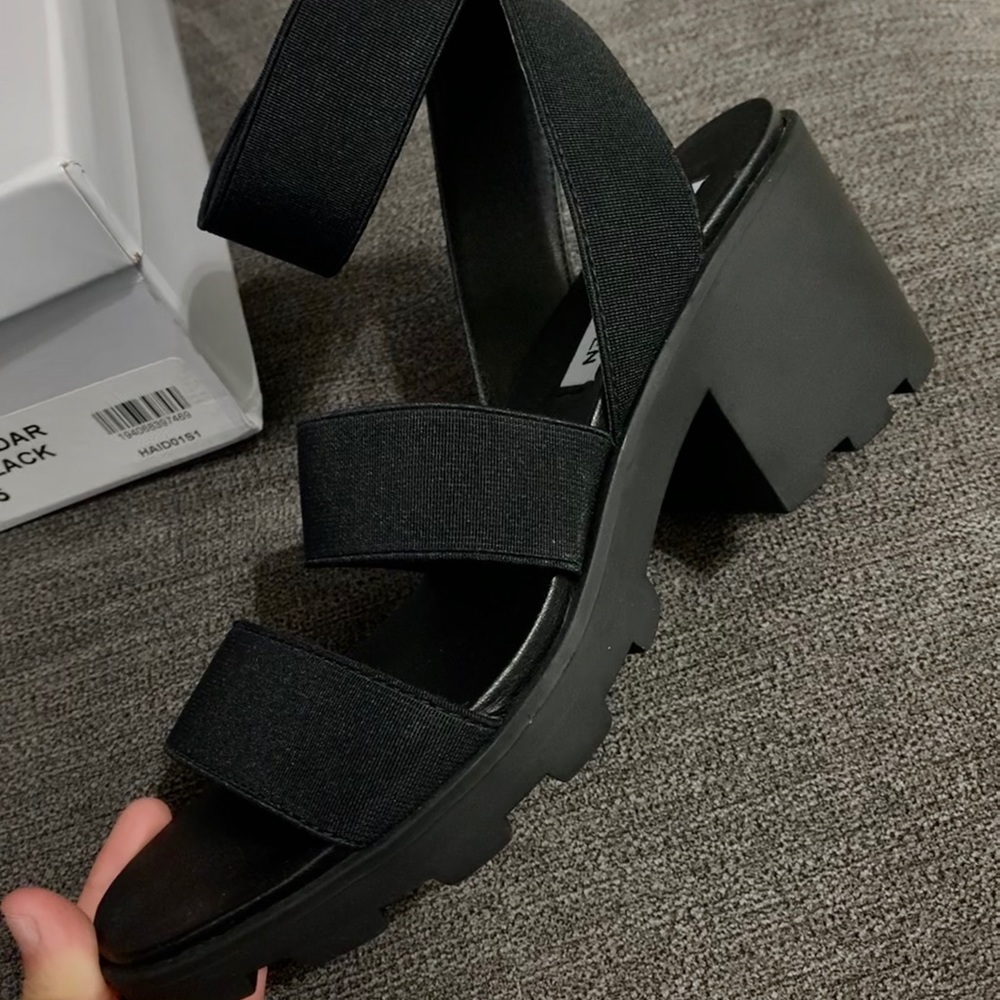 SOLD Brand new Steve Madden black sandals size 6